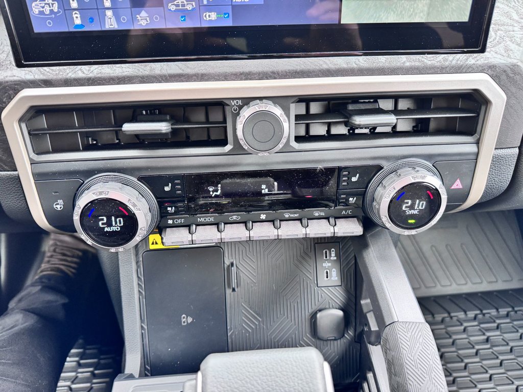 Toyota Tacoma Hybrid 2025 à Grand-Sault, Nouveau-Brunswick - 23 - w1024h768px