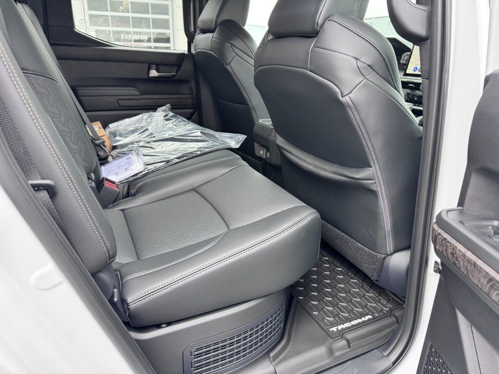 Toyota Tacoma Hybrid 2025 à Grand-Sault, Nouveau-Brunswick - 13 - w1024h768px