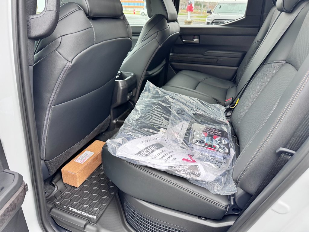 Toyota Tacoma Hybrid 2025 à Grand-Sault, Nouveau-Brunswick - 15 - w1024h768px