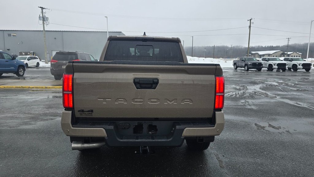 Toyota Tacoma TRD OFF ROAD PREMIUM 2026 à Grand-Sault, Nouveau-Brunswick - 4 - w1024h768px