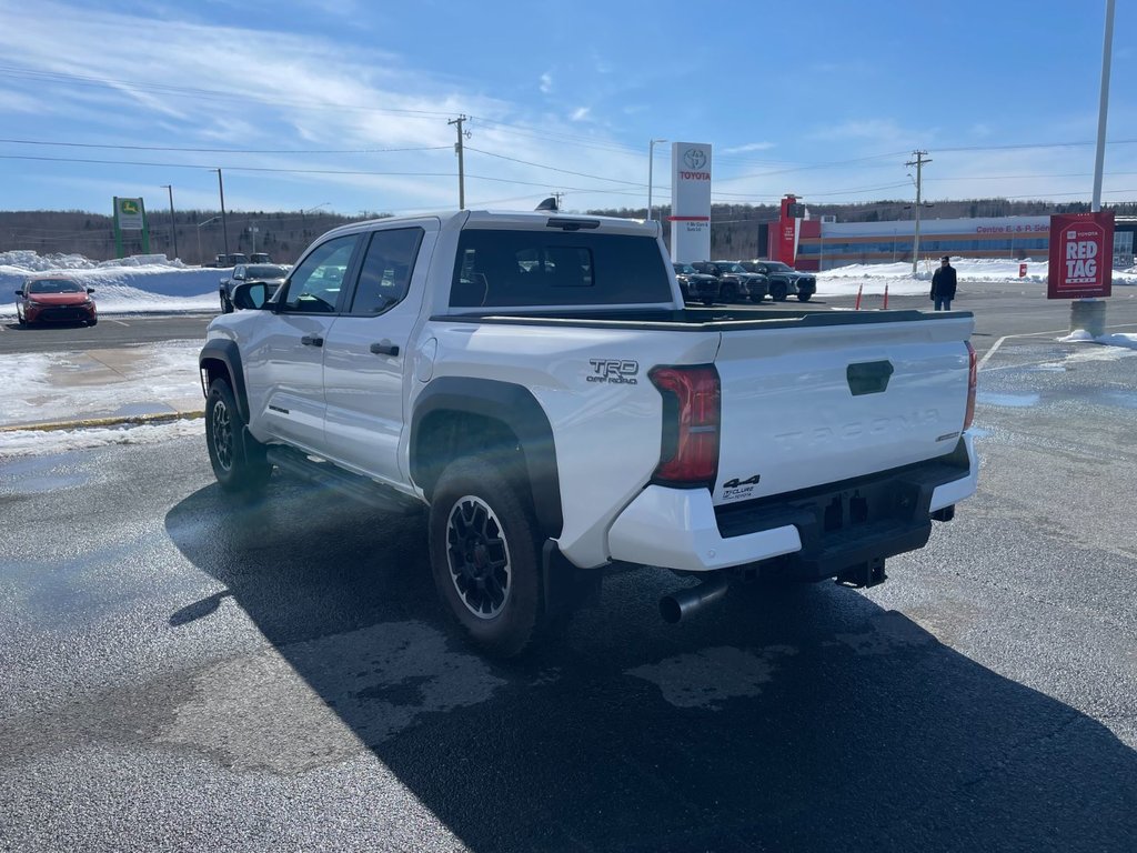 2026 Toyota Tacoma TRD OFFROAD PREMIUM 70HYBRID in Grand Falls, New Brunswick - 4 - w1024h768px