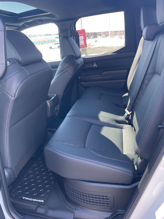 2026 Toyota Tacoma TRD OFFROAD PREMIUM 70HYBRID in Grand Falls, New Brunswick - 8 - w1024h768px