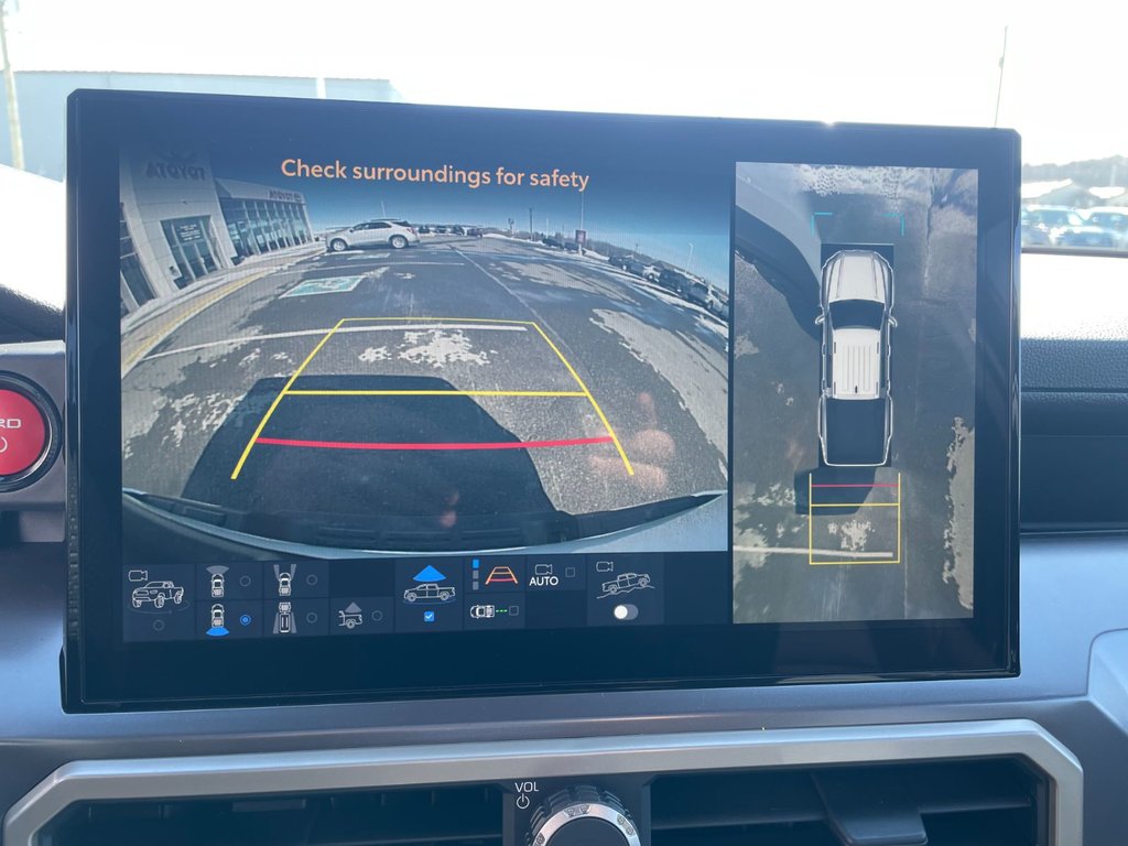 2026 Toyota Tacoma TRD OFFROAD PREMIUM 70HYBRID in Grand Falls, New Brunswick - 11 - w1024h768px