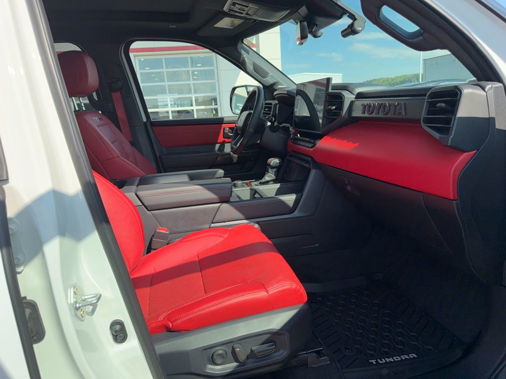 Toyota Tundra Hybrid TRD PRO 2026 à Grand-Sault, Nouveau-Brunswick - 11 - w1024h768px