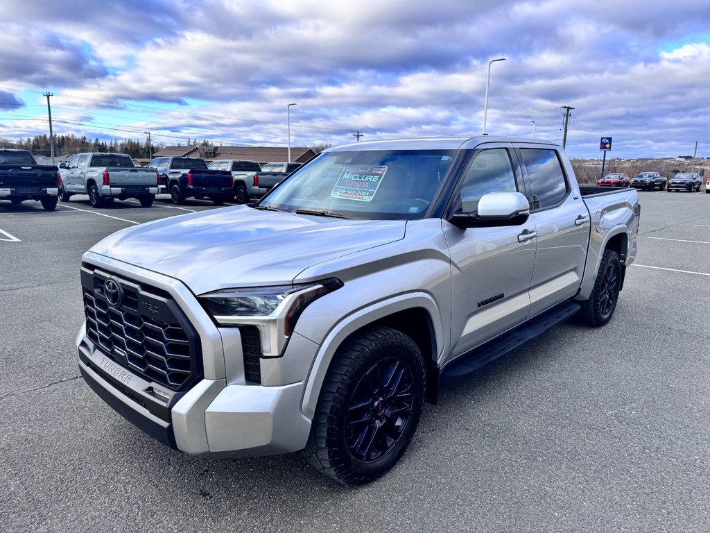 2022  Tundra CREWMAX SR in Grand Falls, New Brunswick - 8 - w1024h768px