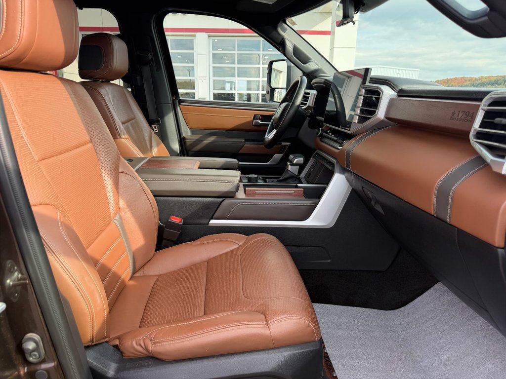 Toyota Tundra Platinum 2023 à Grand-Sault, Nouveau-Brunswick - 11 - w1024h768px