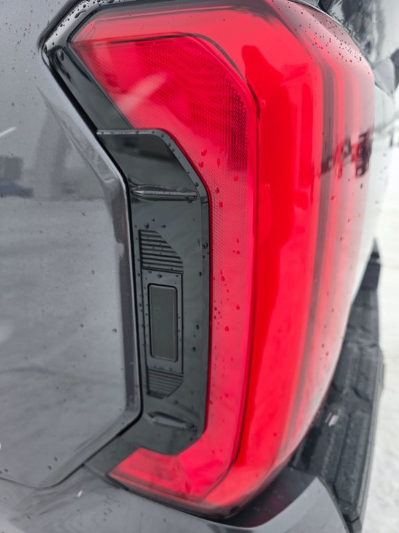 2025 Toyota Tundra CREWMAX LIMITED L in Grand Falls, New Brunswick - 19 - w1024h768px