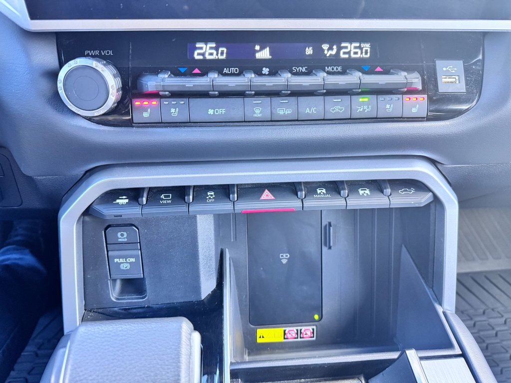 2025 Toyota Tundra Platinum Hybrid adv pkg in Grand Falls, New Brunswick - 21 - w1024h768px