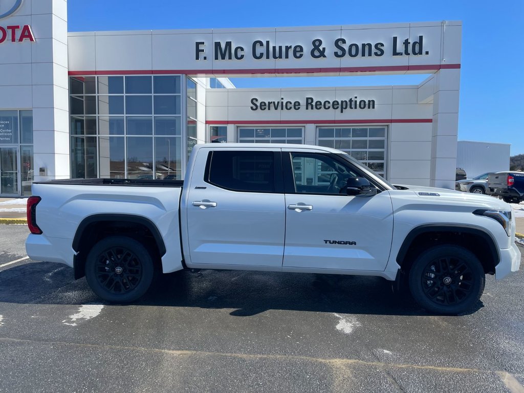 Toyota TUNDRA HYBRID CREWMAX LIMITED NIGHTSHADE 2026 à Grand-Sault, Nouveau-Brunswick - 2 - w1024h768px