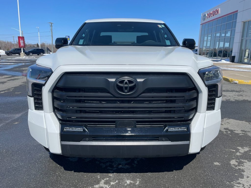 Toyota TUNDRA HYBRID CREWMAX LIMITED NIGHTSHADE 2026 à Grand-Sault, Nouveau-Brunswick - 9 - w1024h768px