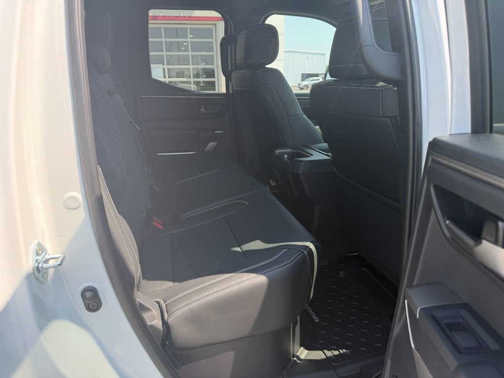 Toyota Tundra SR5 L 2026 à Grand-Sault, Nouveau-Brunswick - 11 - w1024h768px