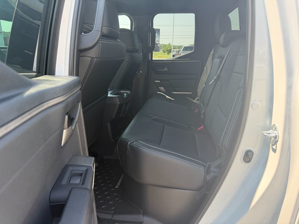 Toyota Tundra SR5 L 2026 à Grand-Sault, Nouveau-Brunswick - 14 - w1024h768px