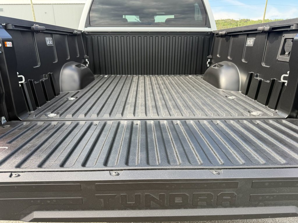 Toyota Tundra LIMITED NIGHTSHADE 2026 à Grand-Sault, Nouveau-Brunswick - 16 - w1024h768px