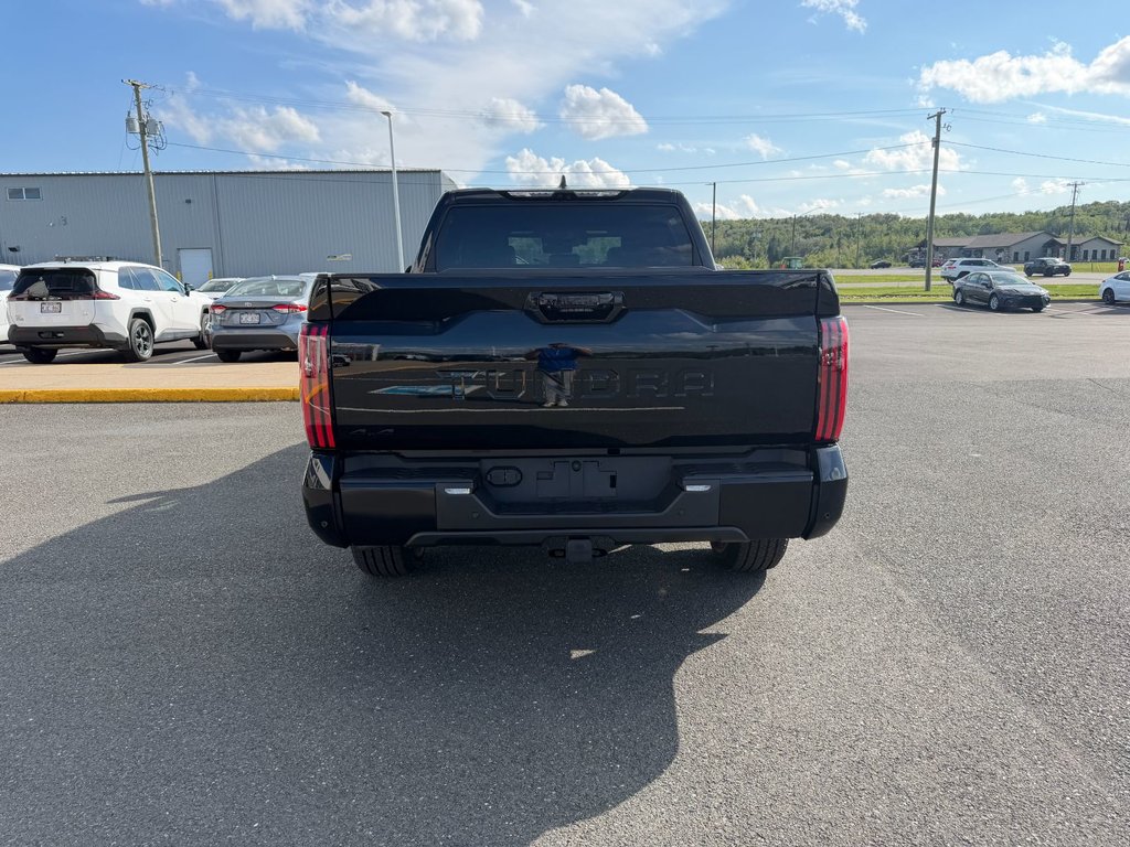 Toyota Tundra PLATINUM 2026 à Grand-Sault, Nouveau-Brunswick - 4 - w1024h768px