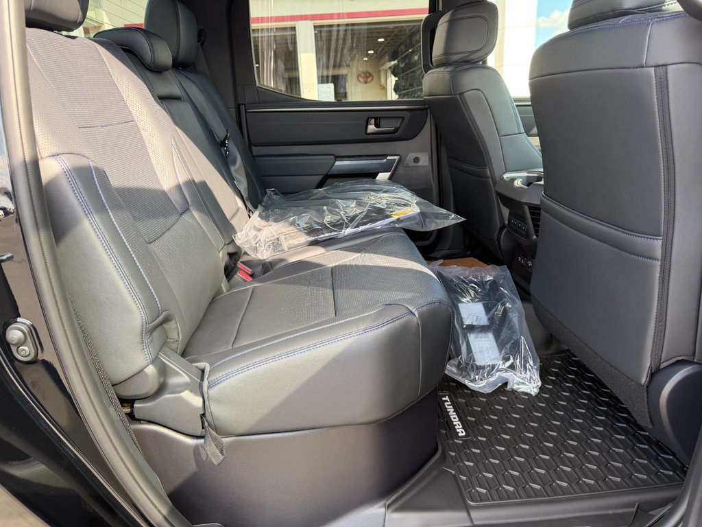 Toyota Tundra PLATINUM 2026 à Grand-Sault, Nouveau-Brunswick - 12 - w1024h768px