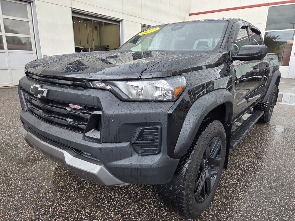 Chevrolet Colorado Trail Boss 4x4 2023 à Mont-Laurier, Québec - 1 - w1024h768px