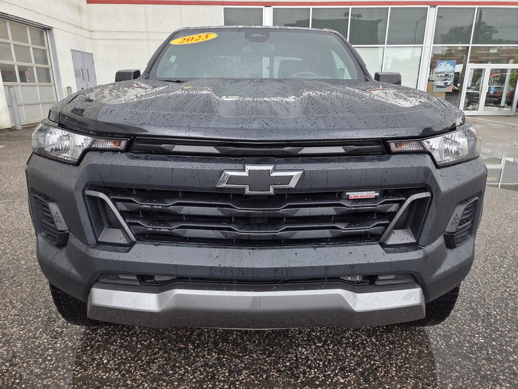 Chevrolet Colorado Trail Boss 4x4 2023 à Mont-Laurier, Québec - 2 - w1024h768px