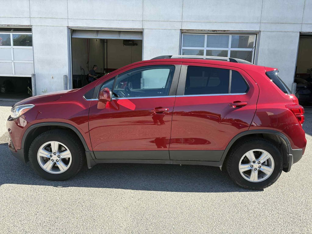 2018 Chevrolet Trax LT (AWD) in Mont-Laurier, Quebec - 8 - w1024h768px