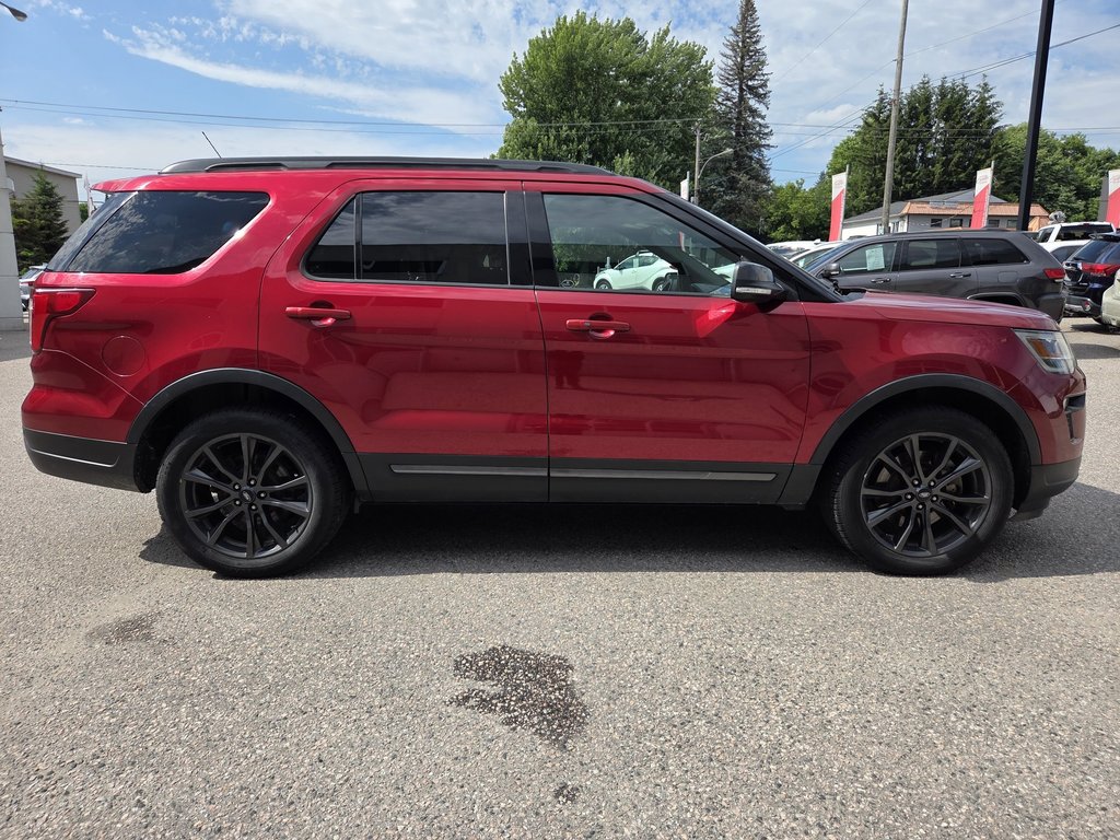 2018 Ford Explorer XLT (AWD) in Mont-Laurier, Quebec - 4 - w1024h768px
