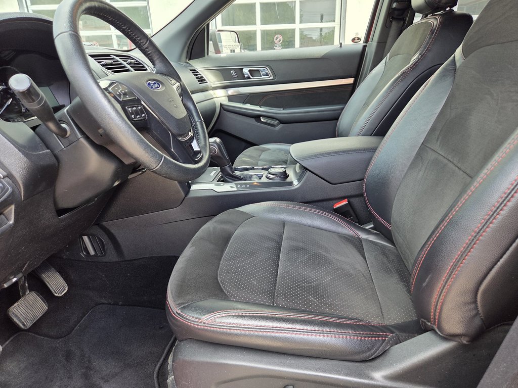 2018 Ford Explorer XLT (AWD) in Mont-Laurier, Quebec - 10 - w1024h768px