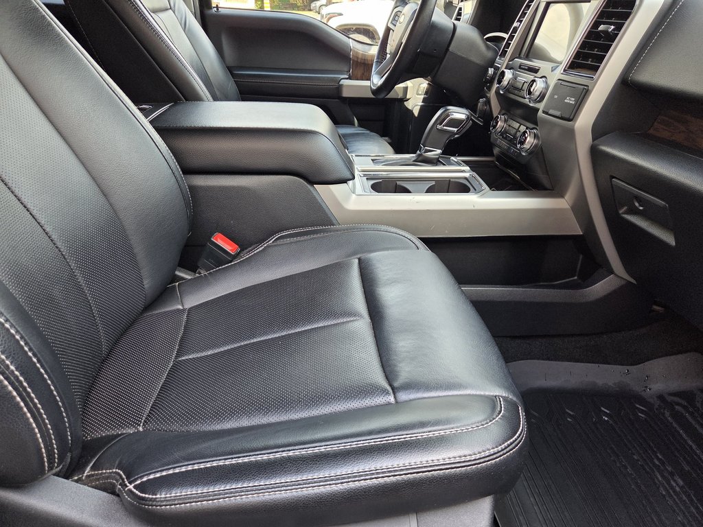 Ford F-150 Lariat 4x4 2019 2019 à Mont-Laurier, Québec - 12 - w1024h768px