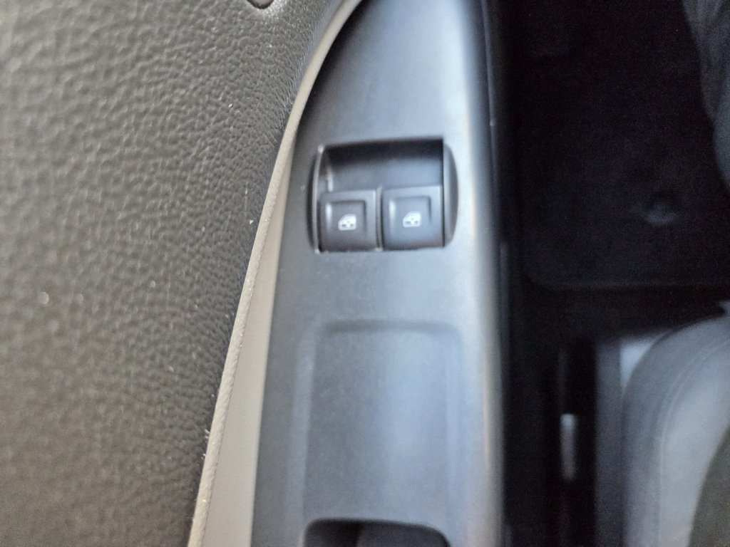 2015 GMC Canyon 4x4 in Mont-Laurier, Quebec - 14 - w1024h768px