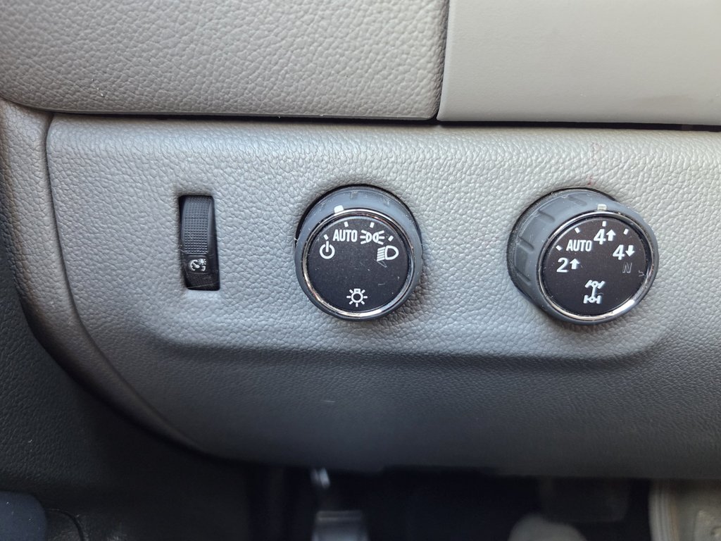 2015 GMC Canyon 4x4 in Mont-Laurier, Quebec - 15 - w1024h768px