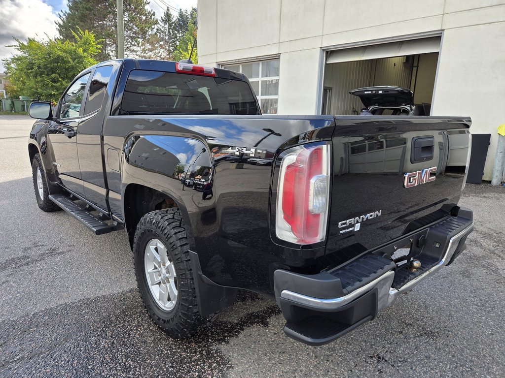 2015 GMC Canyon 4x4 in Mont-Laurier, Quebec - 8 - w1024h768px