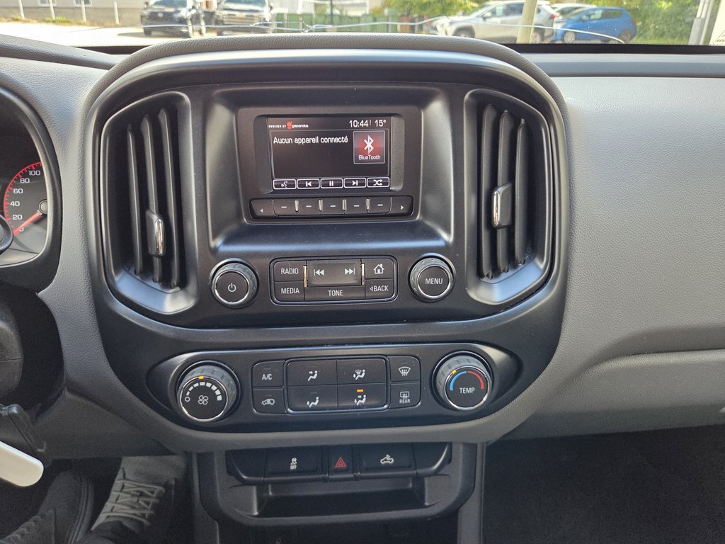 2015 GMC Canyon 4x4 in Mont-Laurier, Quebec - 17 - w1024h768px