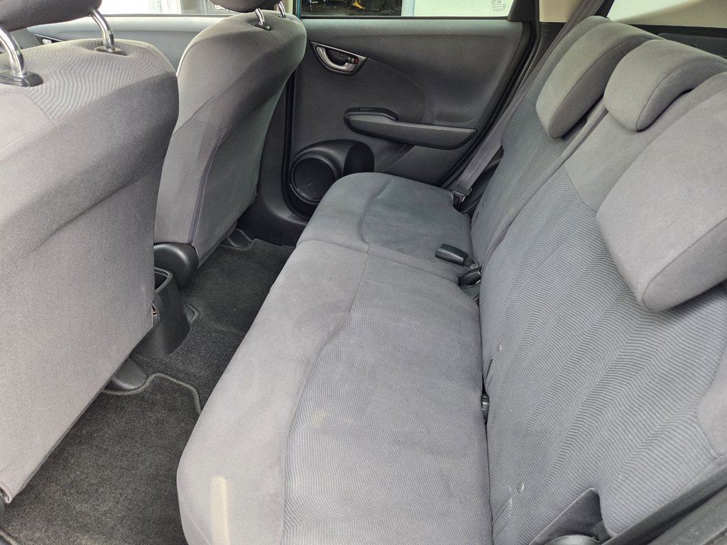 2012 Honda Fit LX (A/C) in Mont-Laurier, Quebec - 11 - w1024h768px