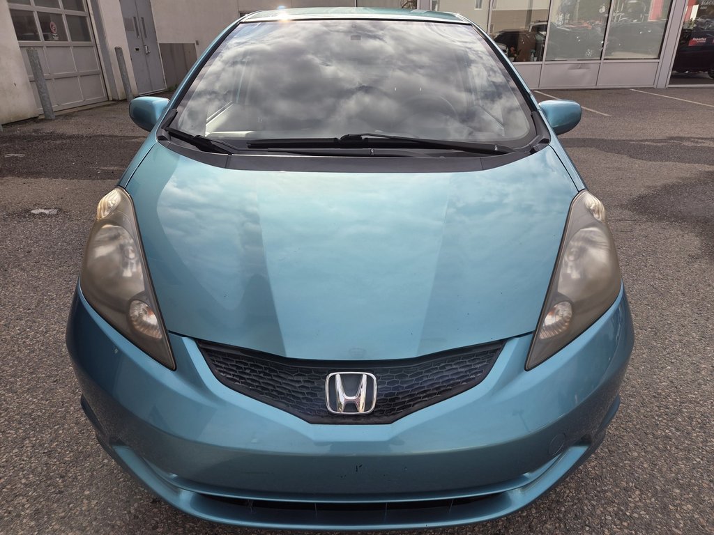 2012 Honda Fit LX (A/C) in Mont-Laurier, Quebec - 2 - w1024h768px