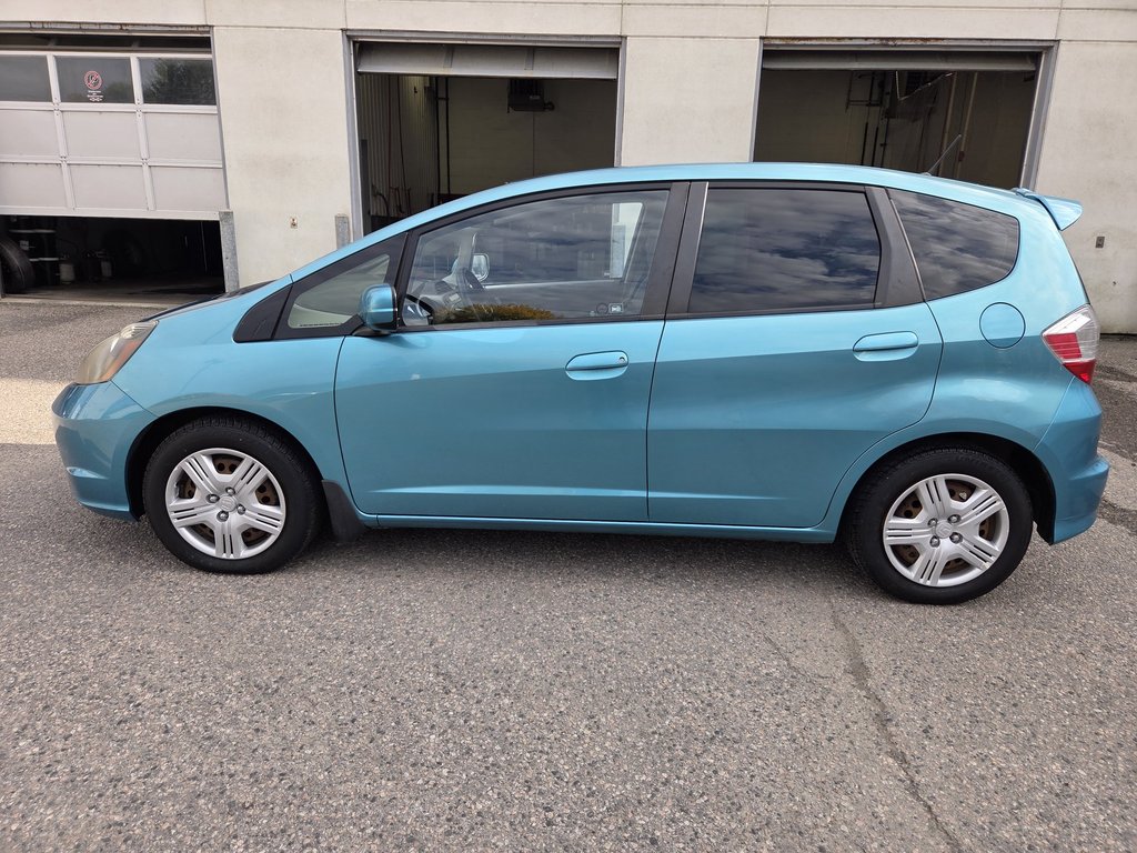 2012 Honda Fit LX (A/C) in Mont-Laurier, Quebec - 8 - w1024h768px