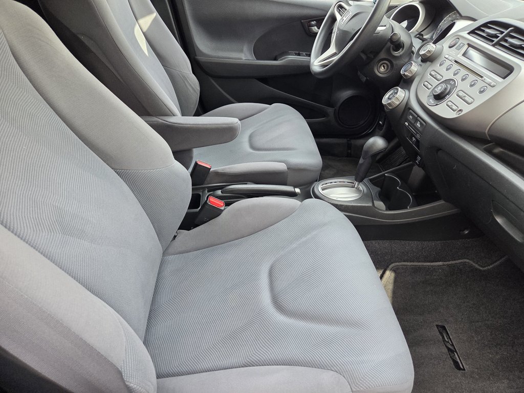 2012 Honda Fit LX (A/C) in Mont-Laurier, Quebec - 10 - w1024h768px
