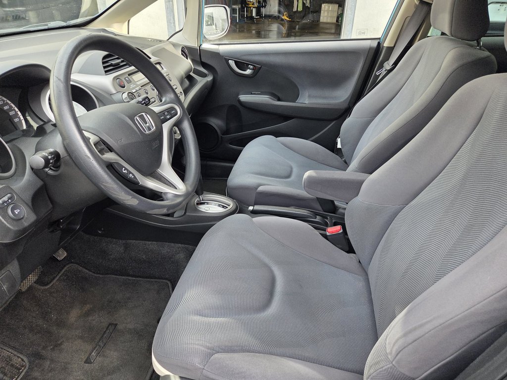 2012 Honda Fit LX (A/C) in Mont-Laurier, Quebec - 9 - w1024h768px