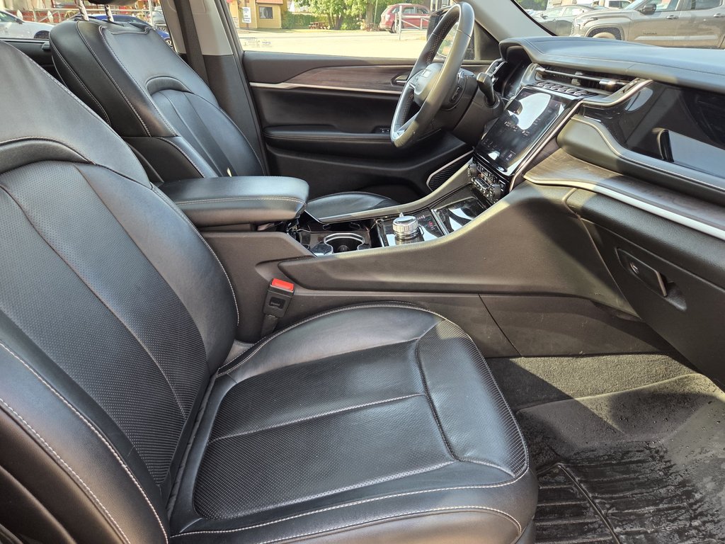 Jeep Grand Cherokee Limited 2023 à Mont-Laurier, Québec - 12 - w1024h768px