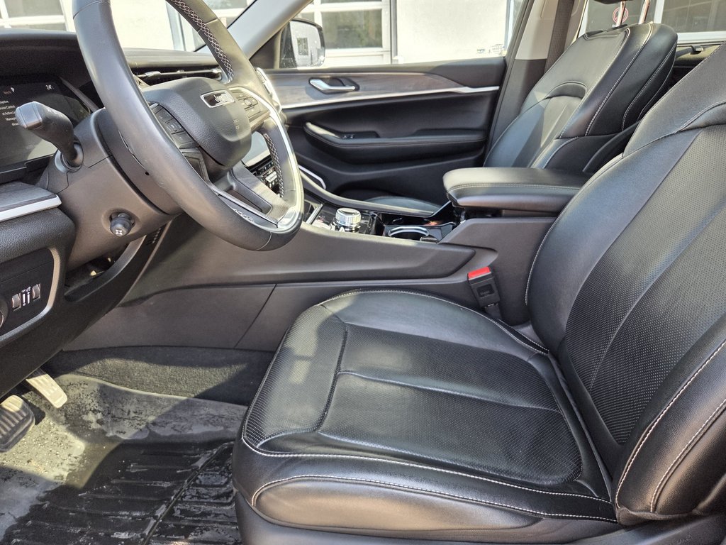 Jeep Grand Cherokee Limited 2023 à Mont-Laurier, Québec - 11 - w1024h768px