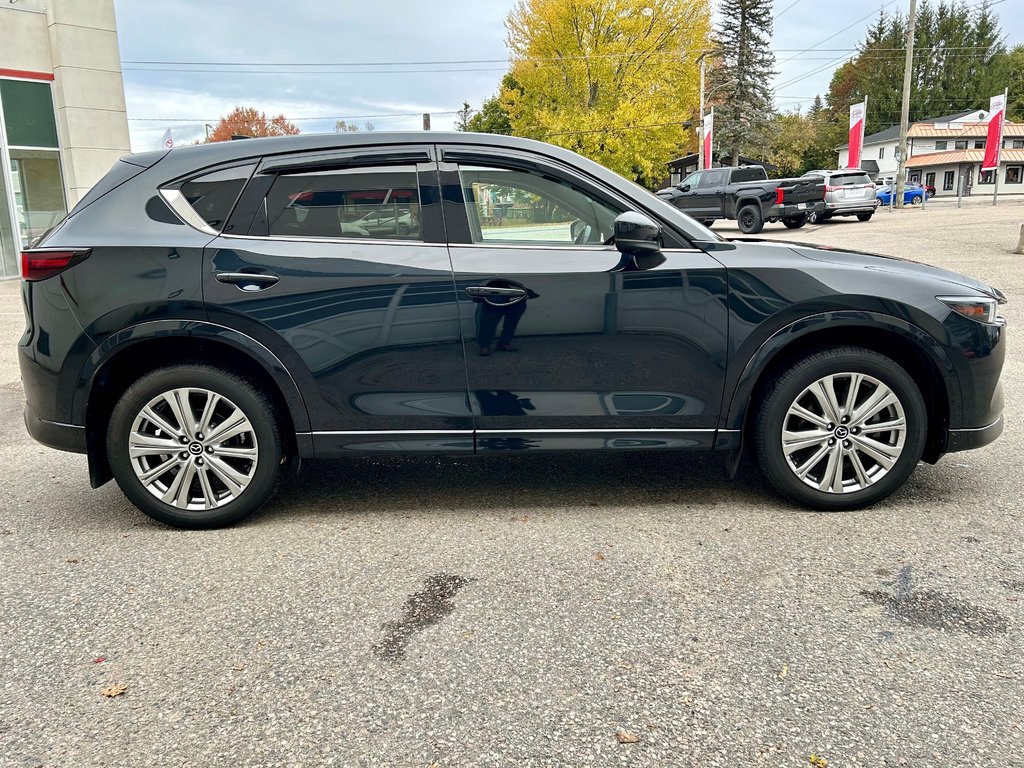 2022 Mazda CX-5 Signature (AWD) in Mont-Laurier, Quebec - 4 - w1024h768px