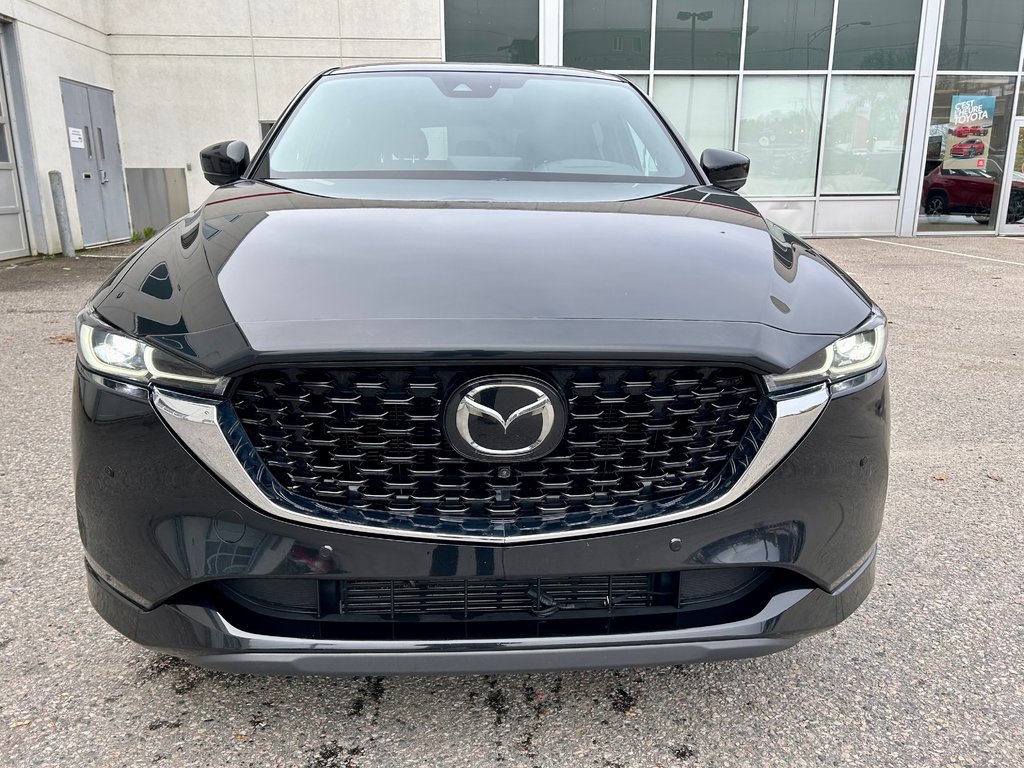 2022 Mazda CX-5 Signature (AWD) in Mont-Laurier, Quebec - 2 - w1024h768px