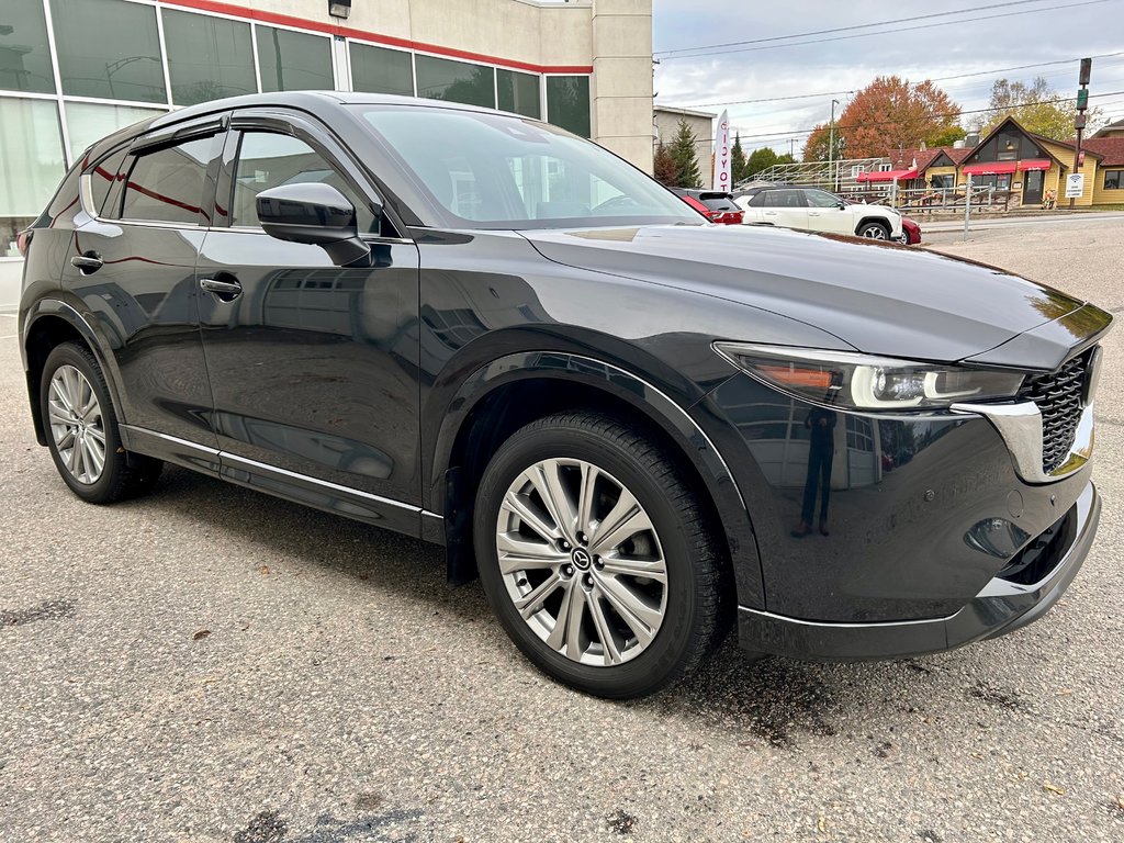 2022 Mazda CX-5 Signature (AWD) in Mont-Laurier, Quebec - 3 - w1024h768px