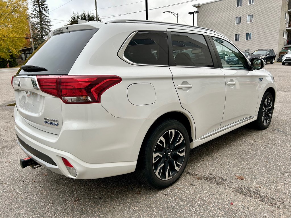 2018 Mitsubishi OUTLANDER PHEV GT (AWD) in Mont-Laurier, Quebec - 5 - w1024h768px