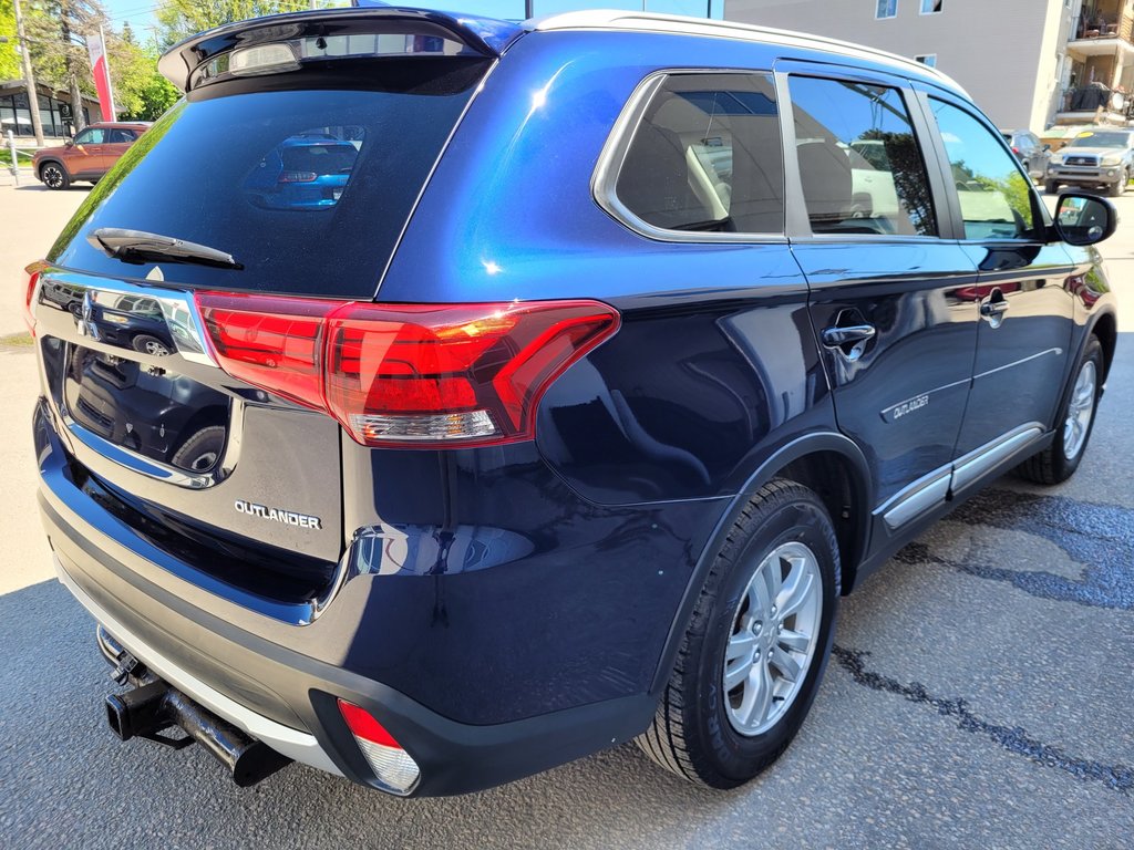 2018 Mitsubishi Outlander SE (A/C) in Mont-Laurier, Quebec - 5 - w1024h768px