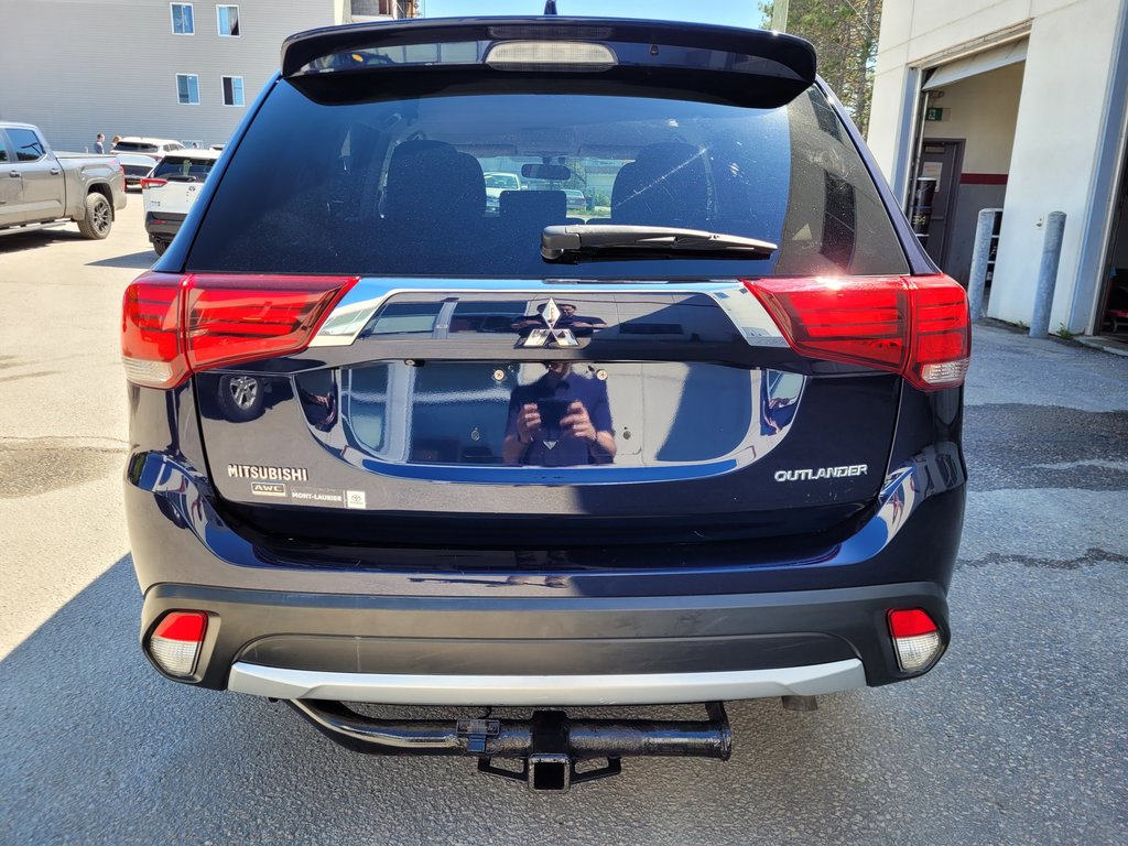 2018 Mitsubishi Outlander SE (A/C) in Mont-Laurier, Quebec - 6 - w1024h768px