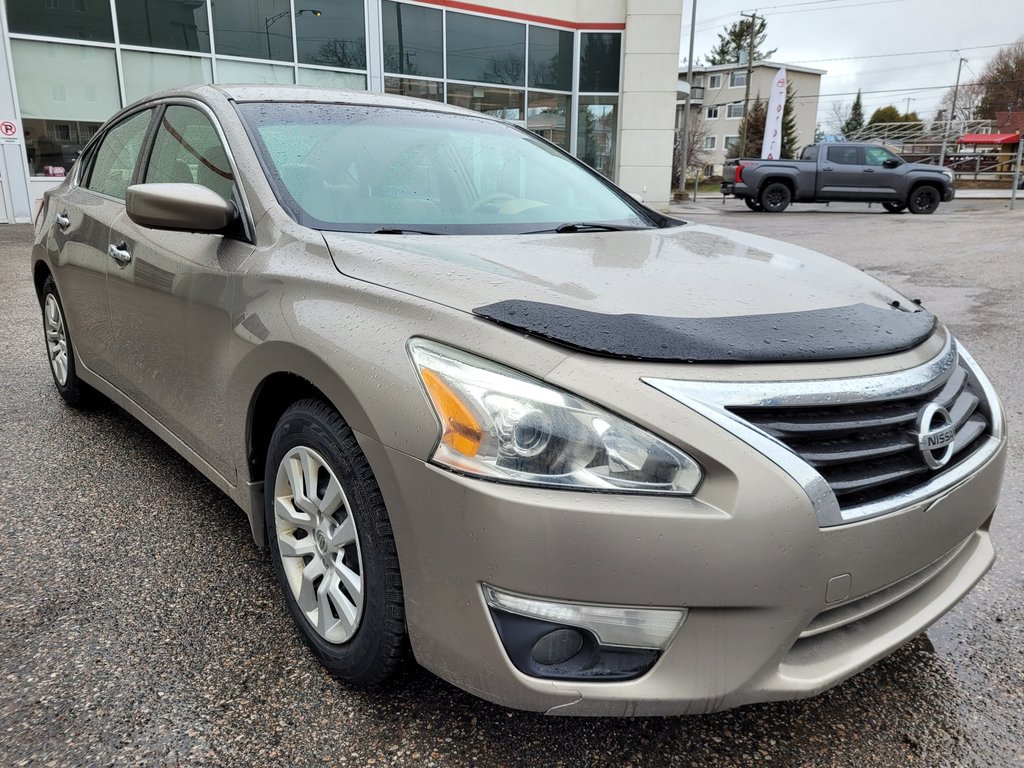 Nissan Altima S ( A/C) 2013 à Mont-Laurier, Québec - 3 - w1024h768px