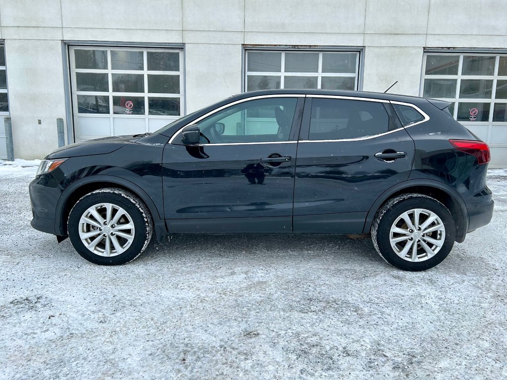 2018 Nissan Qashqai S (AWD) in Mont-Laurier, Quebec - 8 - w1024h768px