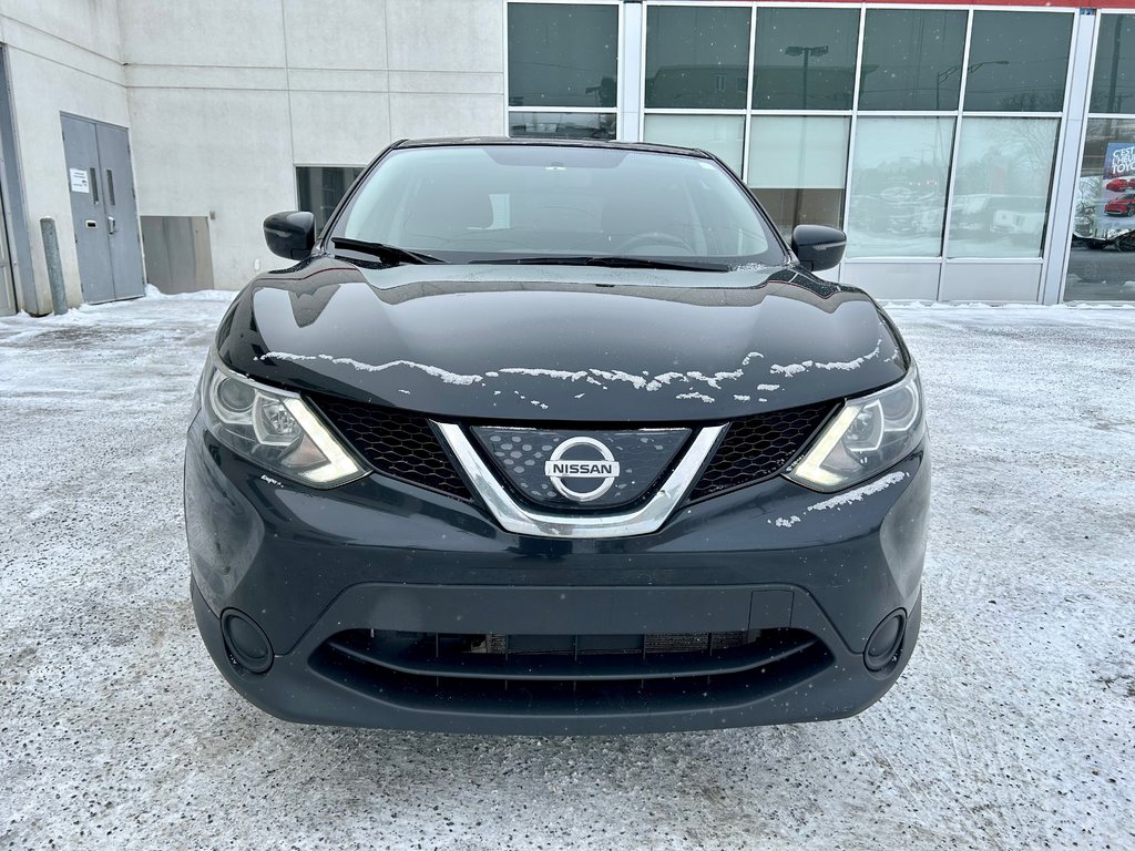 2018 Nissan Qashqai S (AWD) in Mont-Laurier, Quebec - 2 - w1024h768px