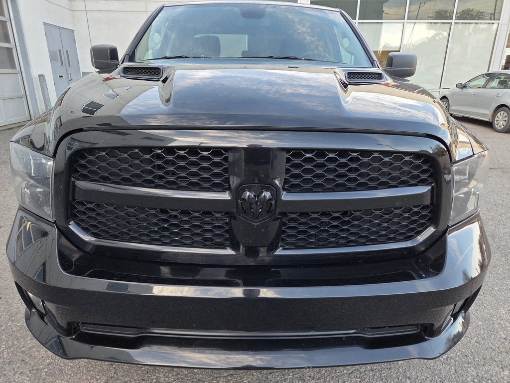 2022 Ram 1500 Classic Express in Mont-Laurier, Quebec - 2 - w1024h768px