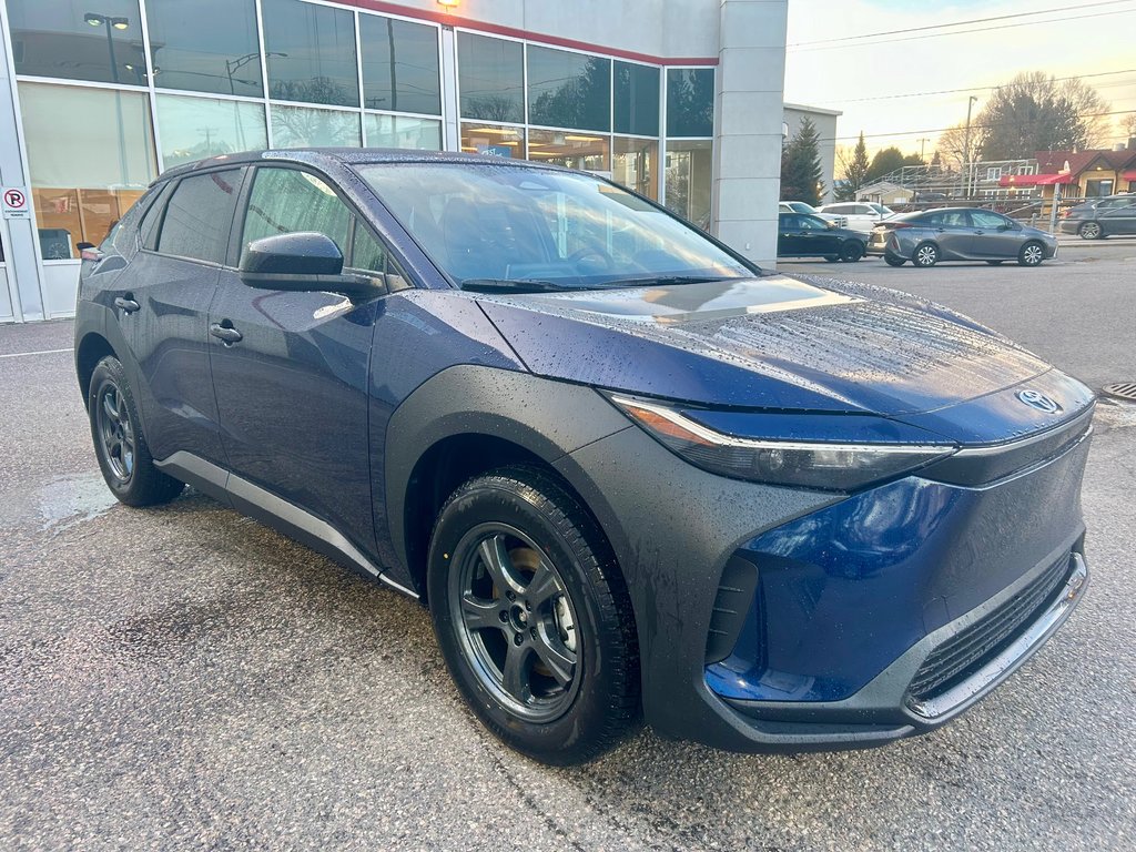 2024 Toyota BZ4X LE in Mont-Laurier, Quebec - 3 - w1024h768px