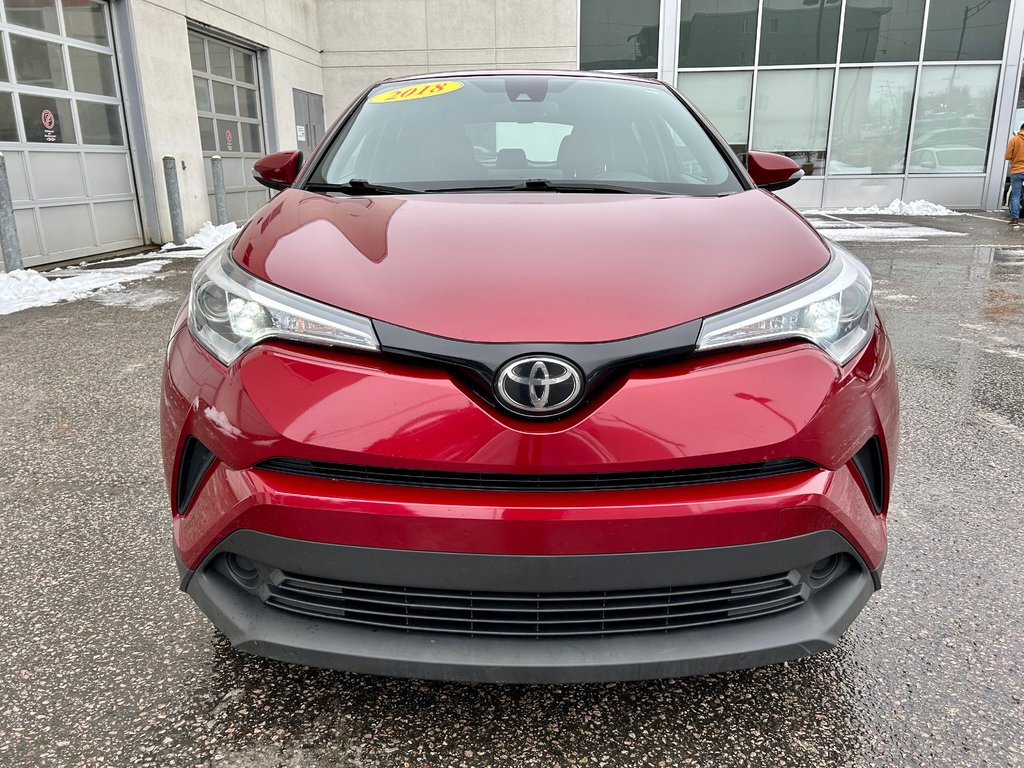 2018 Toyota C-HR XLE in Mont-Laurier, Quebec - 2 - w1024h768px