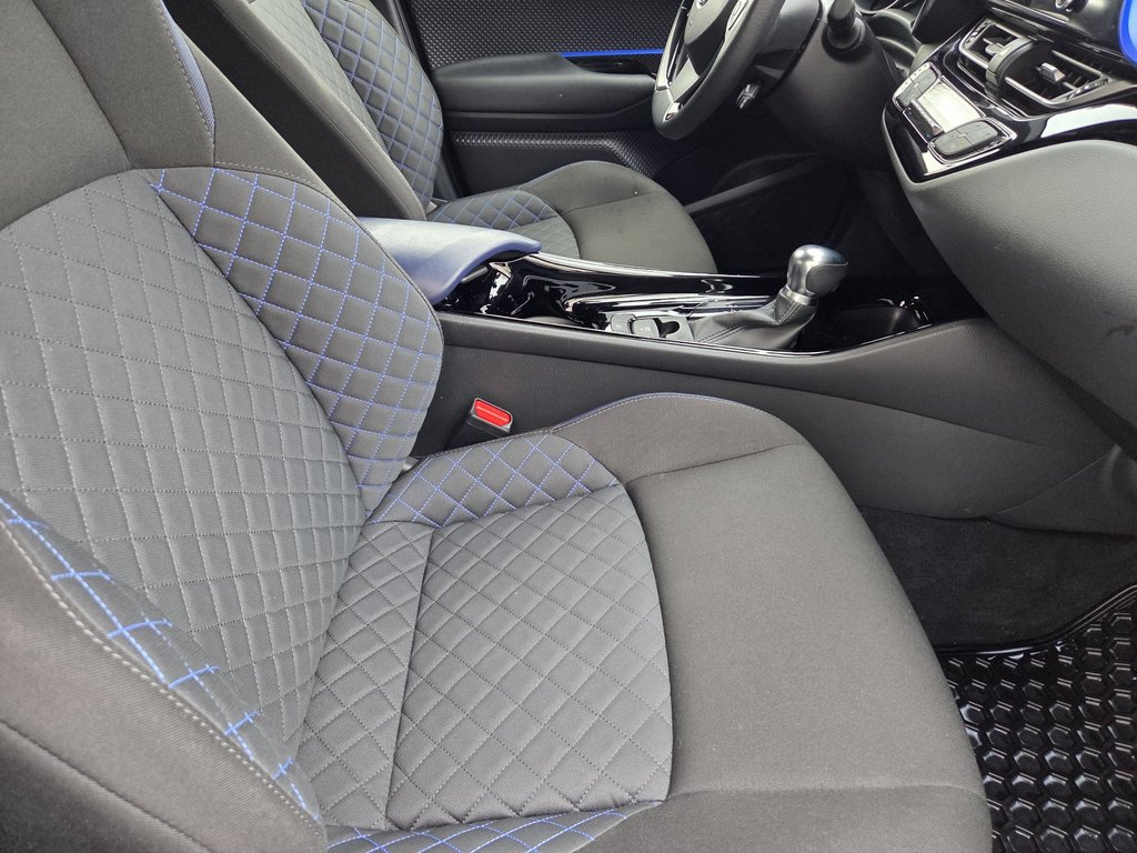 2021 Toyota C-HR XLE Premium in Mont-Laurier, Quebec - 11 - w1024h768px