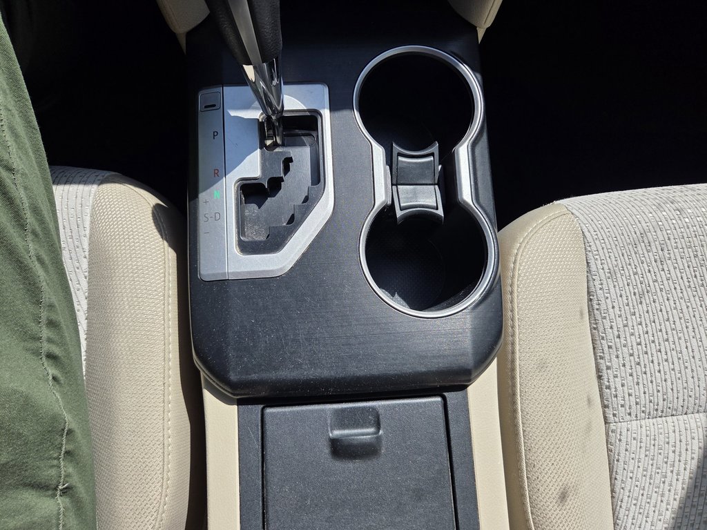 2012 Toyota Camry LE (A/C) in Mont-Laurier, Quebec - 17 - w1024h768px